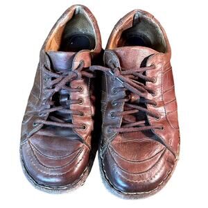 Leather size 8.5 Made in Mexico women's shoes